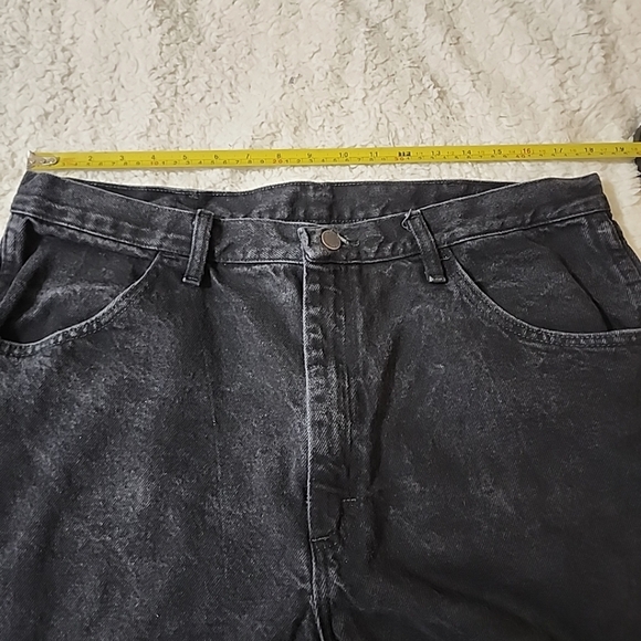 Rustler Regular Fit Straight Leg Black Denim Jeans Men's Size 38x30. - Picture 9 of 9